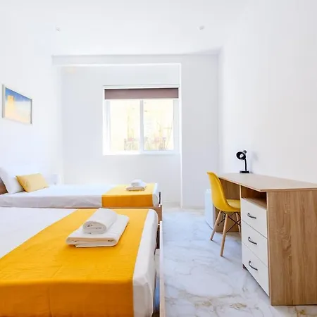 Modern Flat, Walk To Shops & Bus - Sleeps 3 Appartement Sliema
