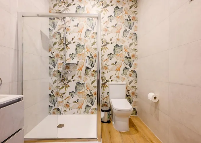 Apartamento Modern Flat, Walk To Shops & Bus - Sleeps 3 *