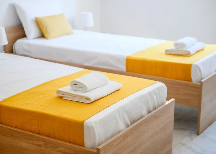 Apartamento Modern Flat, Walk To Shops & Bus - Sleeps 3