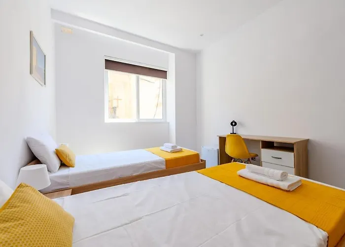Apartamento Modern Flat, Walk To Shops & Bus - Sleeps 3